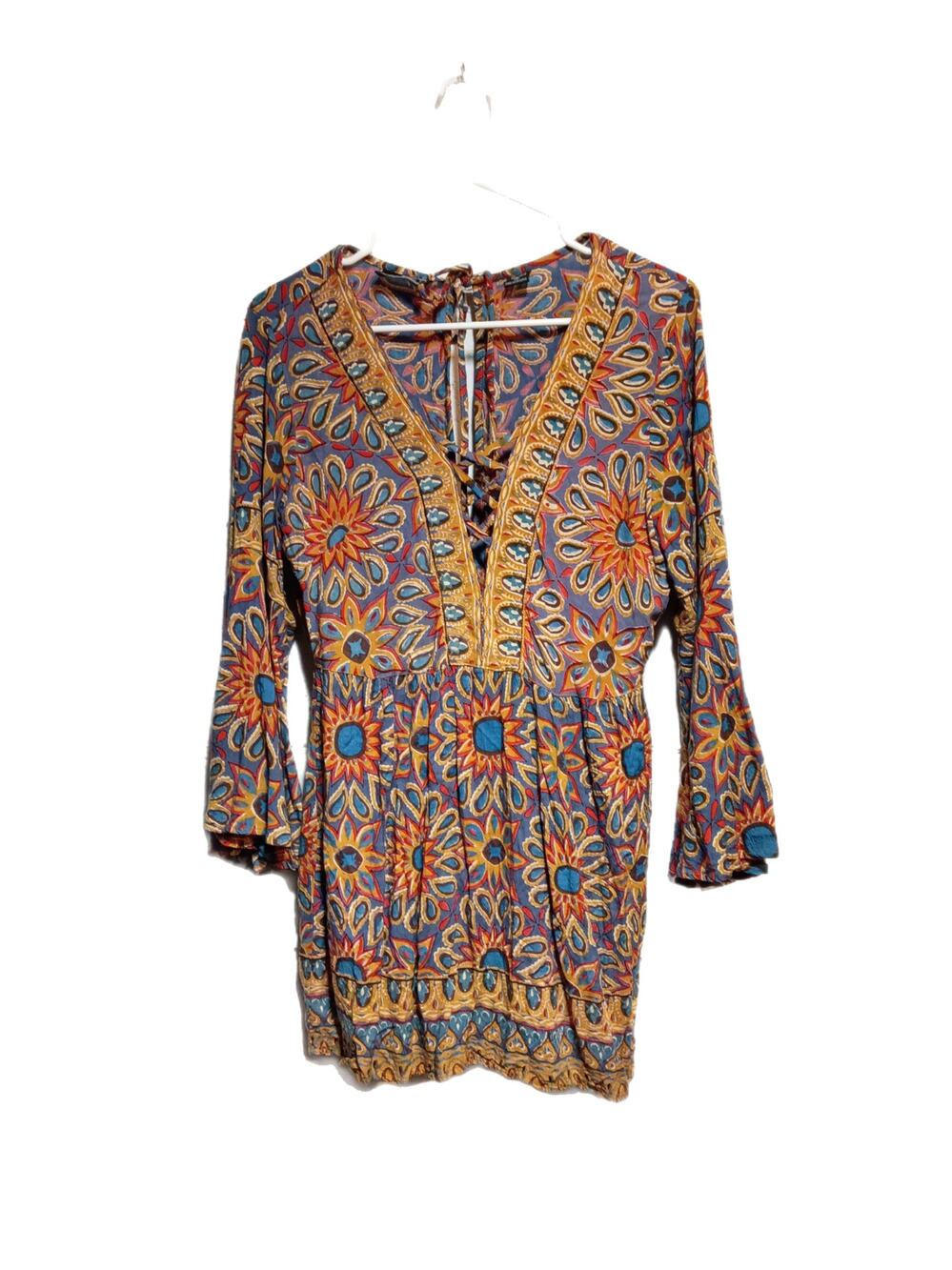 Angie Women's Shirt Size Medium